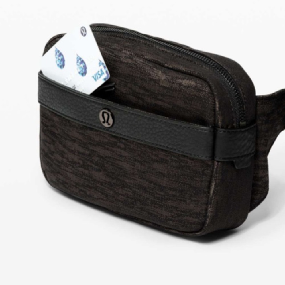 NWT Authentic Lululemon Now and Always Belt Bag